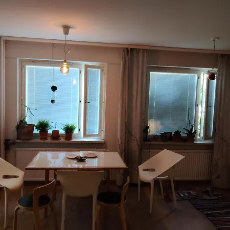 Leirintäalueet Cozy In Downtown